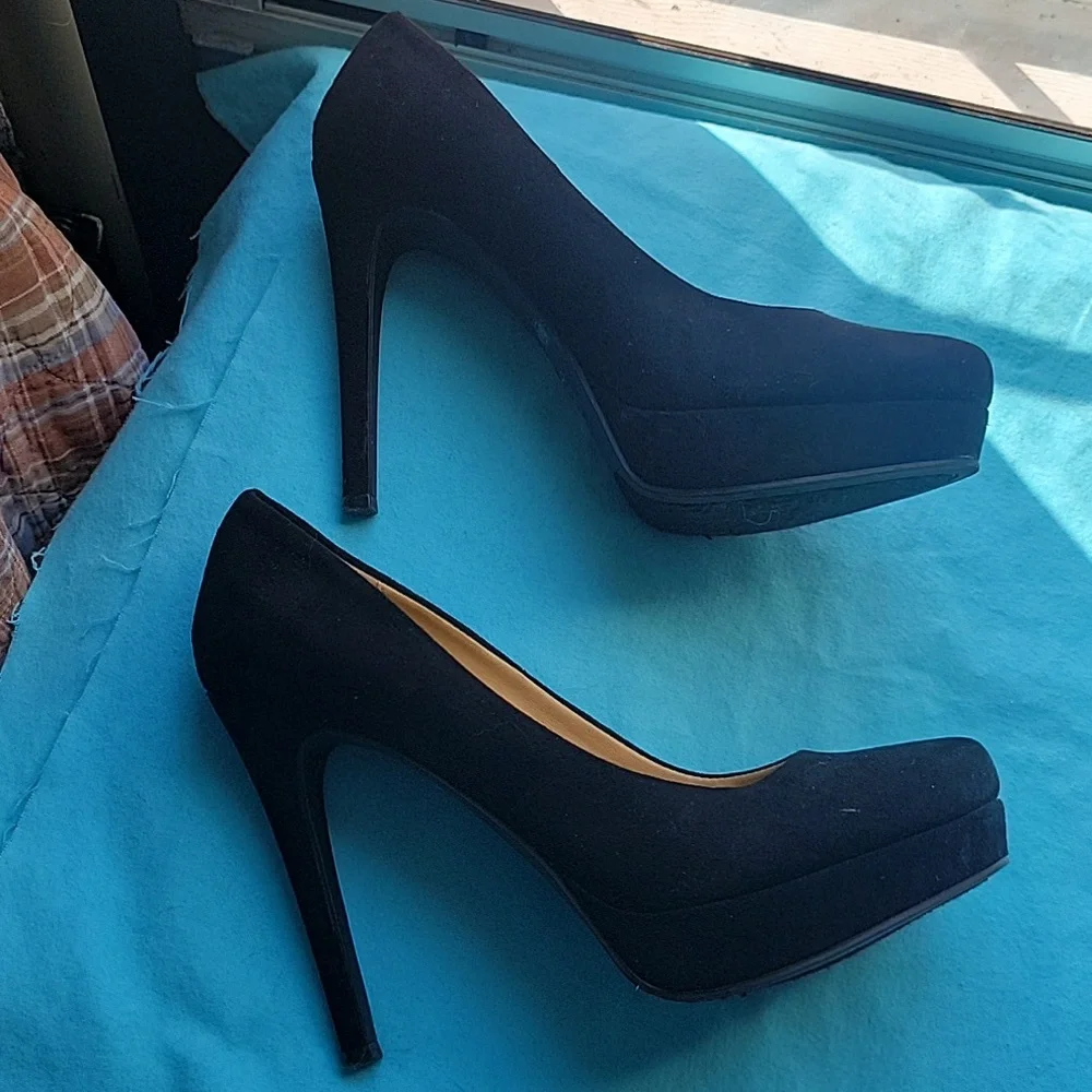 Chinese Laundry Black High Heels Size 9.5 - Picture 2 of 4